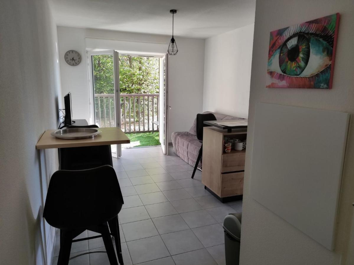 Superbe Appartement En Rez-De-Jardin A Lanton Exteriör bild
